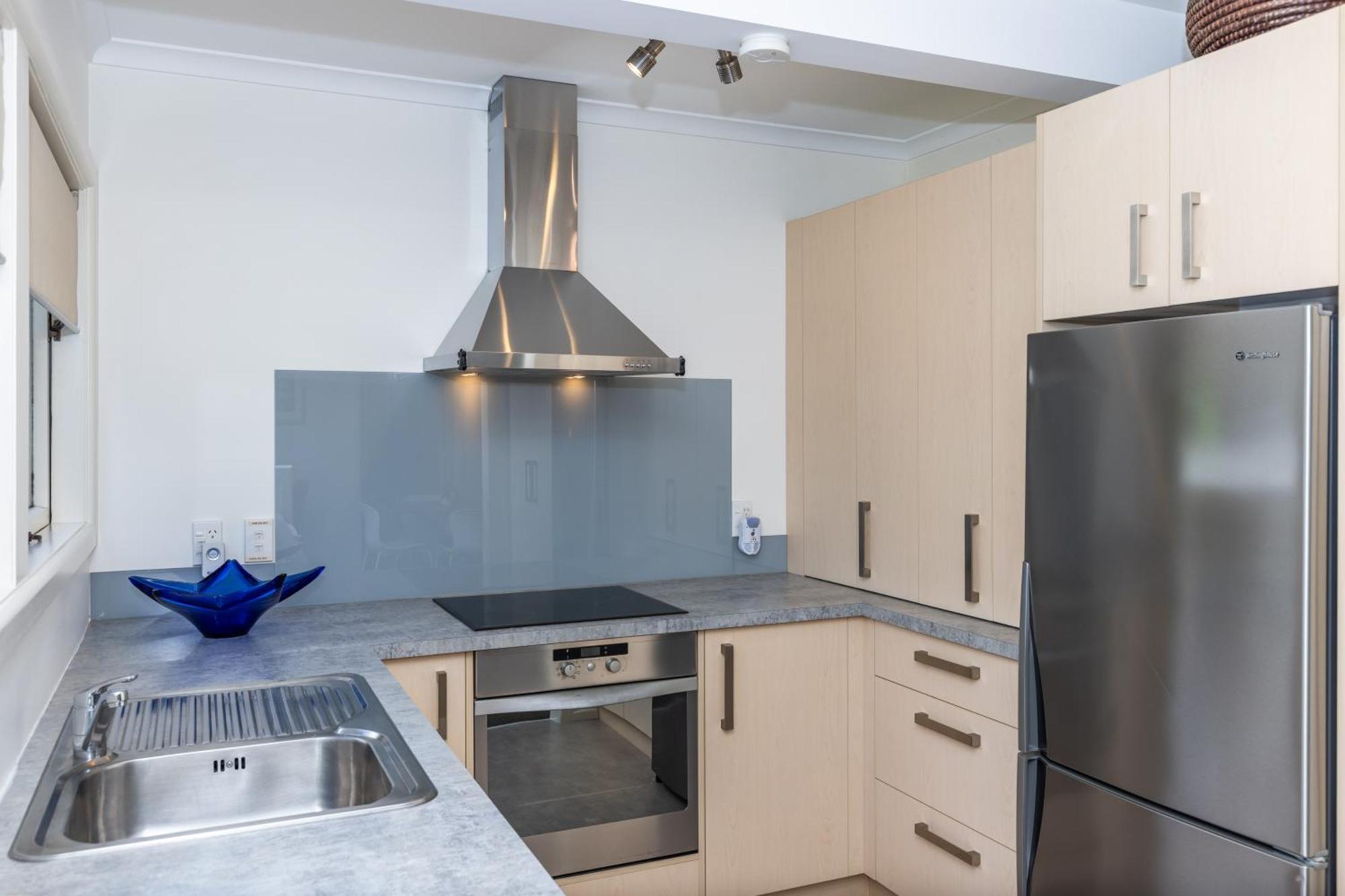2 Bedroom Home Away From Home Near Cbd & Private Parking Χάμιλτον Εξωτερικό φωτογραφία